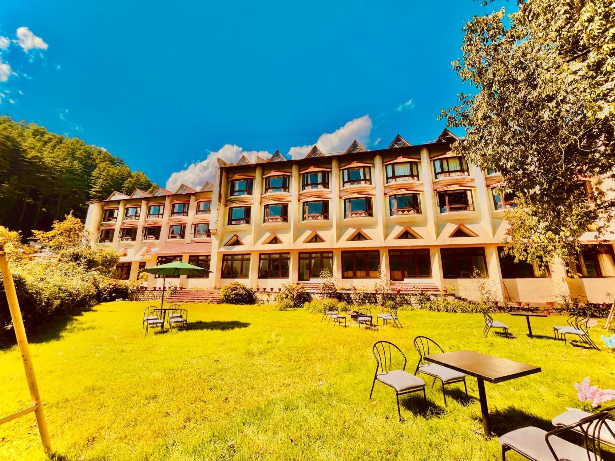 Sagar Resort !! Mountain View ! Luxury Stay ! Family Resort ! Private Parking ! Near Mall Road Manāli Εξωτερικό φωτογραφία