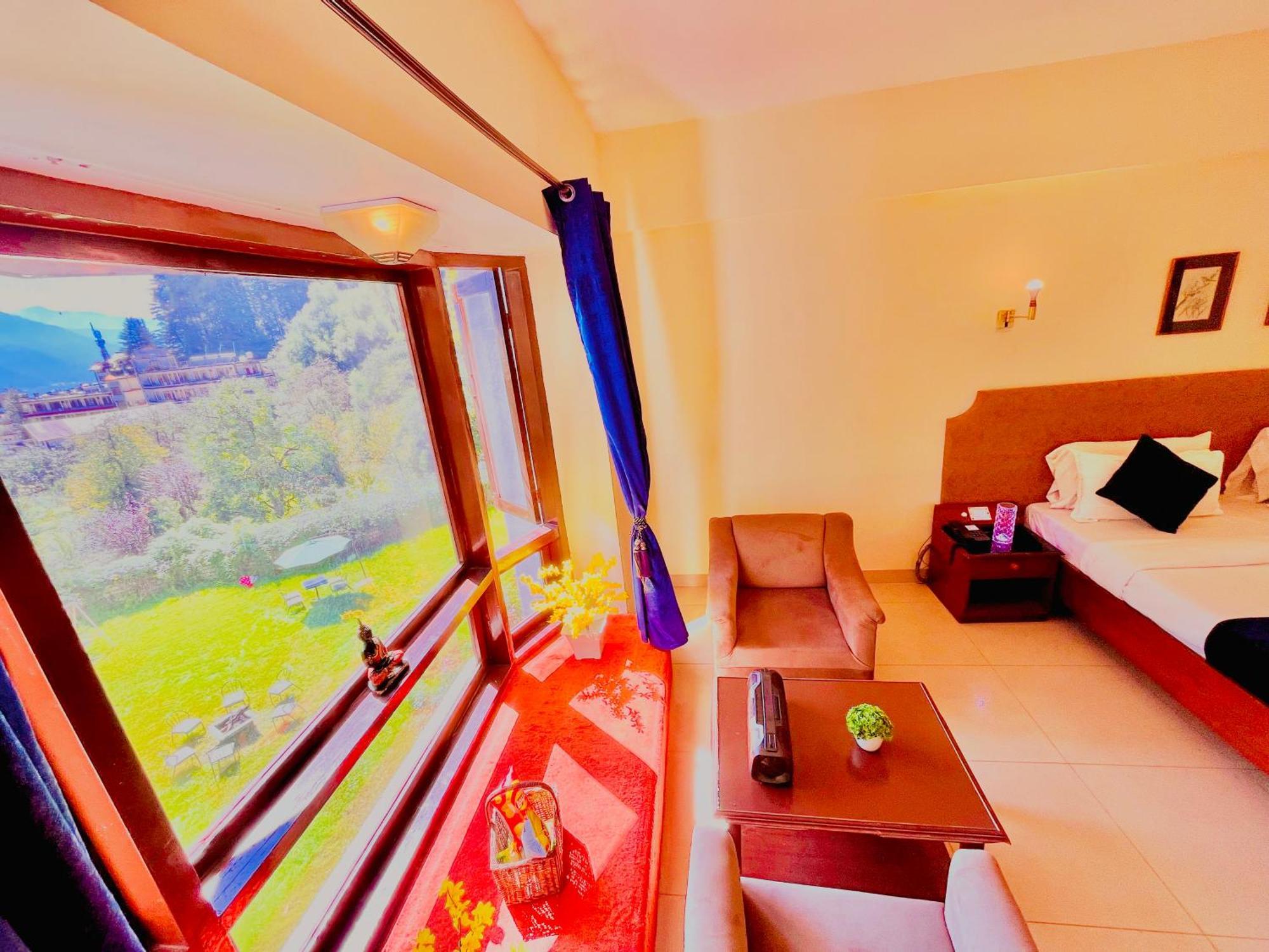 Sagar Resort !! Mountain View ! Luxury Stay ! Family Resort ! Private Parking ! Near Mall Road Manāli Εξωτερικό φωτογραφία