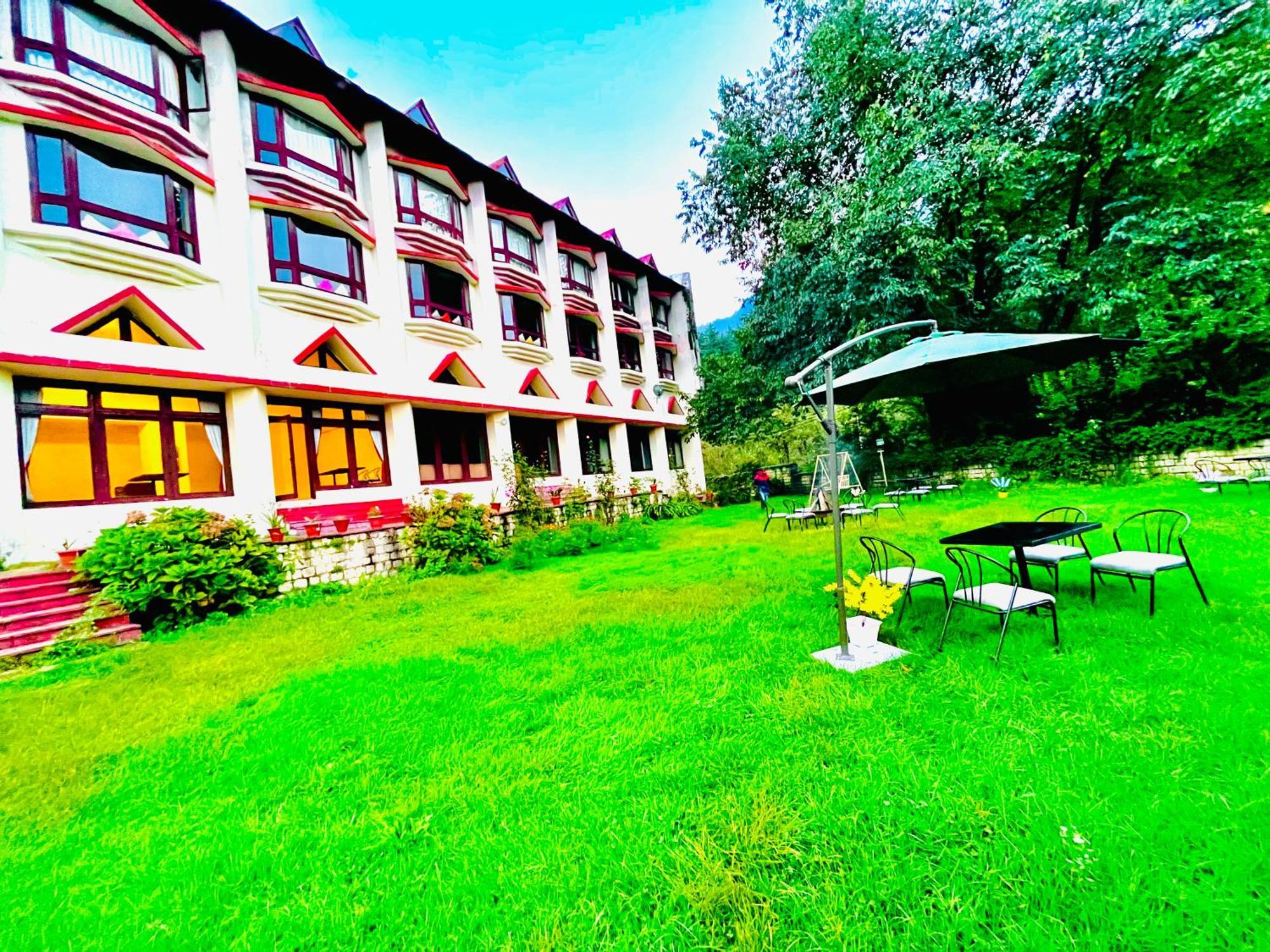 Sagar Resort !! Mountain View ! Luxury Stay ! Family Resort ! Private Parking ! Near Mall Road Manāli Εξωτερικό φωτογραφία